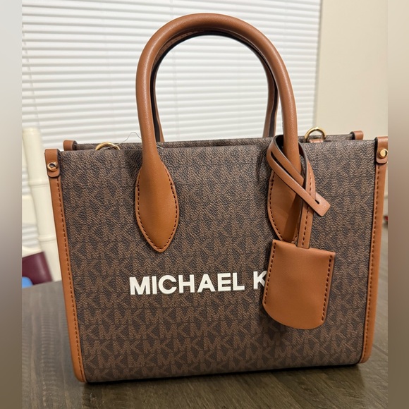 Michael Kors Mirella Small Signature Logo Crossbody Bag NWT - Picture 4 of 6